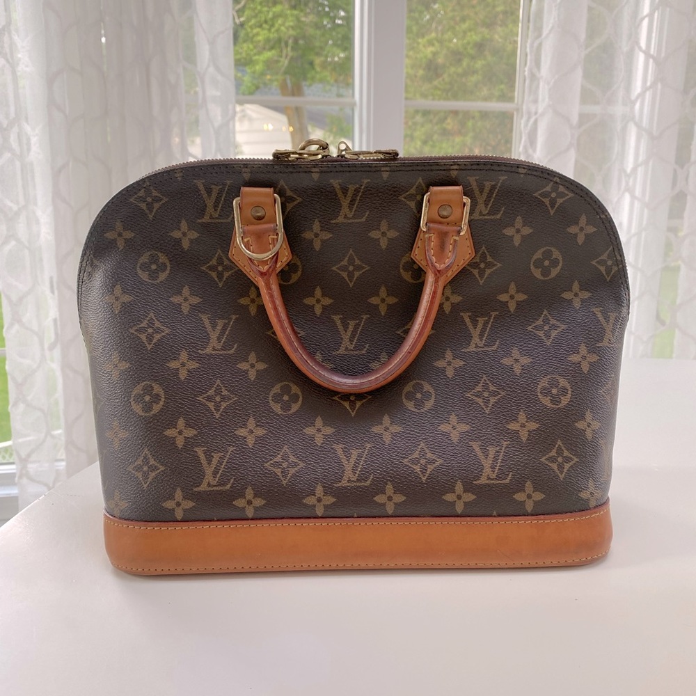 Louis Vuitton Alma PM
